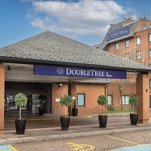 Doubletree By Hilton Manchester Airport מלון