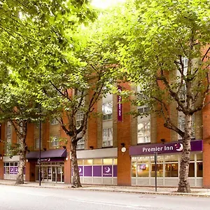 https://premier-inn-london-tower-bridge.cambridgehotelsuk.com